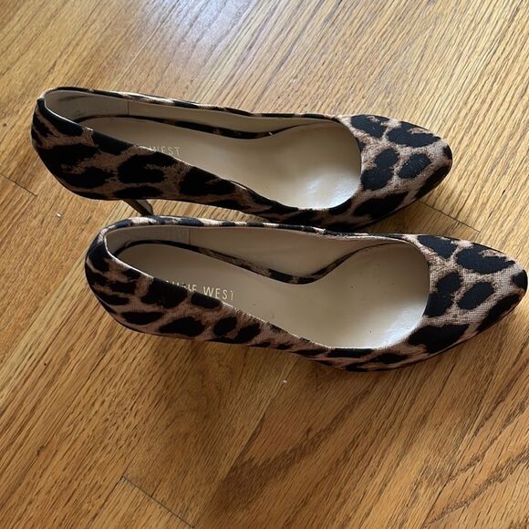 NINE WEST Leopard Faux Stiletto Platform Pumps- 8M - Picture 6 of 16